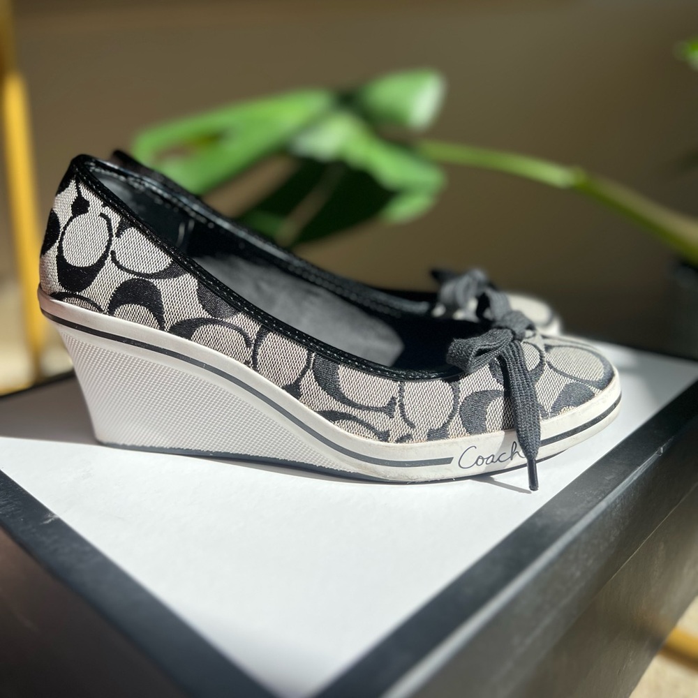 Vintage Coach wedges. Size: US 8.5